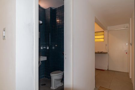Corredor de apartamento para alugar com 1 quarto, 50m² em Bela Vista, São Paulo