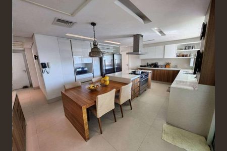 Apartamento à venda com 420m², 4 quartos e 3 vagas