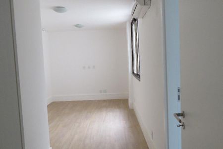 Apartamento à venda com 5 quartos, 460m² em Barra da Tijuca, Rio de Janeiro