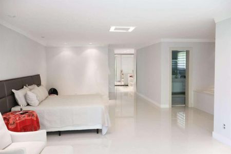 Casa de Condomínio à venda com 5 quartos, 1000m² em Itanhangá, Rio de Janeiro