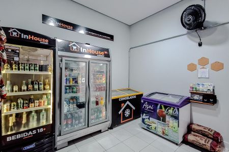 Apartamento à venda com 168m², 3 quartos e 3 vagas Apartamento à venda com 168m², 3 quartos e 3 vagasÁrea comum