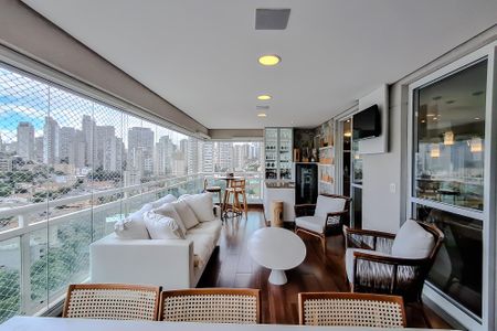 Apartamento à venda com 168m², 3 quartos e 3 vagas Apartamento à venda com 168m², 3 quartos e 3 vagasVaranda da Sala