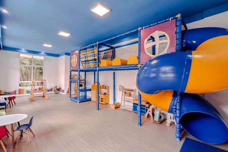 Apartamento à venda com 168m², 3 quartos e 3 vagas Apartamento à venda com 168m², 3 quartos e 3 vagasBrinquedoteca