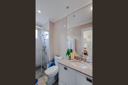 Apartamento à venda com 168m², 3 quartos e 3 vagas Apartamento à venda com 168m², 3 quartos e 3 vagasBanheiro da Suíte 2