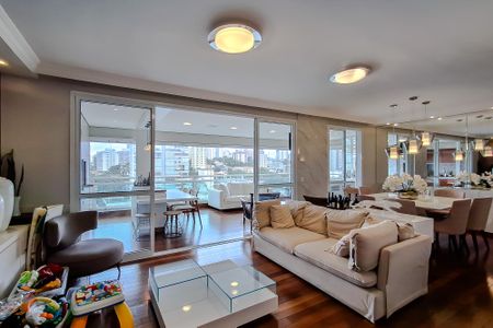 Apartamento à venda com 168m², 3 quartos e 3 vagas Apartamento à venda com 168m², 3 quartos e 3 vagasSala