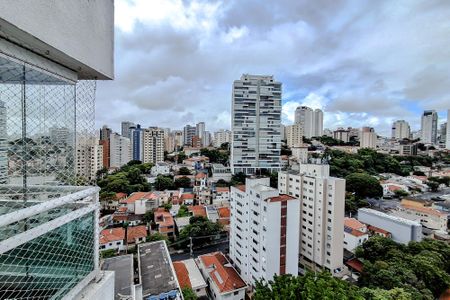 Apartamento à venda com 168m², 3 quartos e 3 vagas Apartamento à venda com 168m², 3 quartos e 3 vagasVista da Suíte 1
