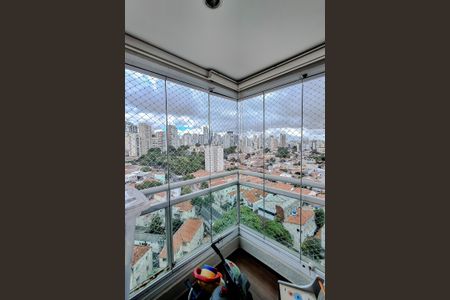 Apartamento à venda com 168m², 3 quartos e 3 vagas Apartamento à venda com 168m², 3 quartos e 3 vagasVaranda da Suíte 3