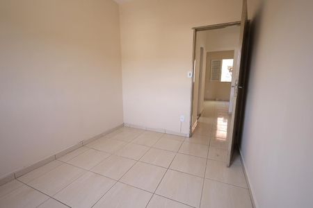 Casa à venda com 172m², 3 quartos e 4 vagasQuarto 2