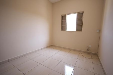 Casa à venda com 172m², 3 quartos e 4 vagasQuarto 2
