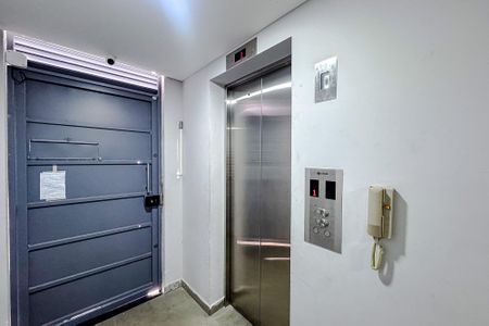 Apartamento à venda com 29m², 1 quarto e sem vagaÁrea comum