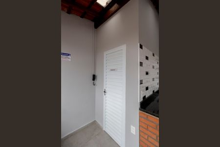 Apartamento à venda com 44m², 2 quartos e 1 vaga Apartamento à venda com 44m², 2 quartos e 1 vagaÁrea Comum - Lavabos