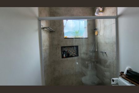 Casa de condomínio à venda com 200m², 3 quartos e 3 vagasBanheiro da Suíte 