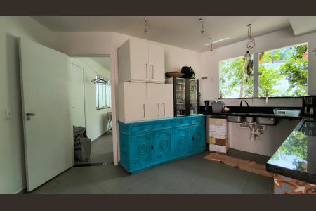 Casa de condomínio à venda com 200m², 3 quartos e 3 vagasCozinha