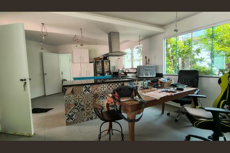 Casa de condomínio à venda com 200m², 3 quartos e 3 vagasCozinha