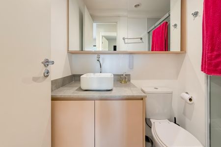 Apartamento para alugar com 63m², 2 quartos e 1 vaga Apartamento para alugar com 63m², 2 quartos e 1 vagaBanheiro Social