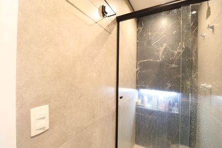 Apartamento à venda com 69m², 1 quarto e 2 vagasBanheiro