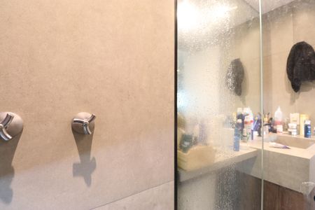 Apartamento à venda com 69m², 1 quarto e 2 vagasBanheiro