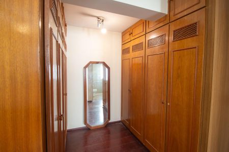 Suite  de apartamento para alugar com 3 quartos, 145m² em Centro, Sorocaba