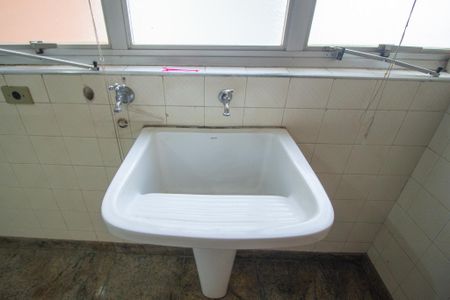 Apartamento para alugar com 145m², 3 quartos e 2 vagasÁrea de Serviço