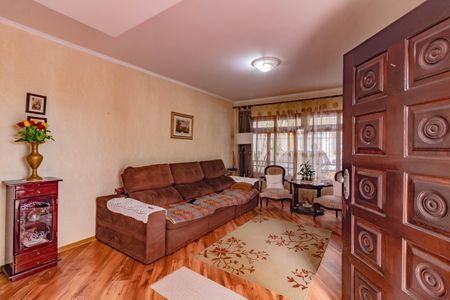 Casa à venda com 3 quartos, 181m² em Jardim Oriental, São Paulo