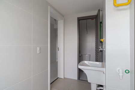 Apartamento à venda com 300m², 3 quartos e 3 vagas Apartamento à venda com 300m², 3 quartos e 3 vagasÁrea de Serviço