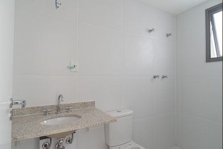 Apartamento à venda com 300m², 3 quartos e 3 vagas Apartamento à venda com 300m², 3 quartos e 3 vagasBanheiro da Suíte 3