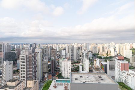 Apartamento à venda com 300m², 3 quartos e 3 vagas Apartamento à venda com 300m², 3 quartos e 3 vagasÁrea comum - Vista do Terraço