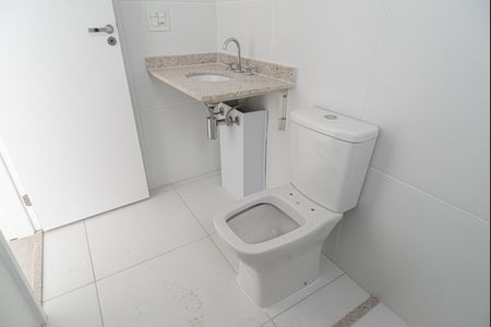 Apartamento à venda com 300m², 3 quartos e 3 vagas Apartamento à venda com 300m², 3 quartos e 3 vagasBanheiro da Suíte 3