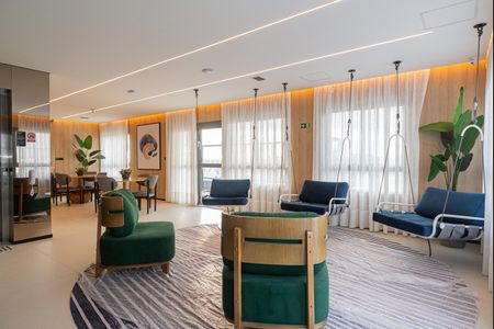 Apartamento à venda com 300m², 3 quartos e 3 vagas Apartamento à venda com 300m², 3 quartos e 3 vagasÁrea comum - Lounge
