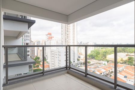 Apartamento à venda com 300m², 3 quartos e 3 vagas Apartamento à venda com 300m², 3 quartos e 3 vagasVaranda da Suíte 1