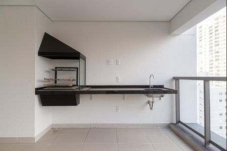 Apartamento à venda com 300m², 3 quartos e 3 vagas Apartamento à venda com 300m², 3 quartos e 3 vagasVaranda da Sala