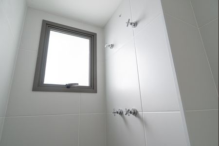 Apartamento à venda com 300m², 3 quartos e 3 vagas Apartamento à venda com 300m², 3 quartos e 3 vagasBanheiro da Suíte 2