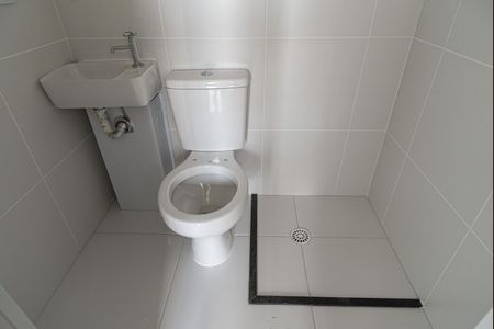 Apartamento à venda com 300m², 3 quartos e 3 vagas Apartamento à venda com 300m², 3 quartos e 3 vagasBanheiro de Serviço