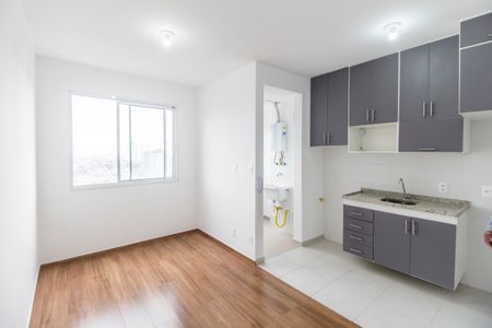 Sala  de apartamento para alugar com 2 quartos, 42m² em Jardim Planalto, Carapicuíba