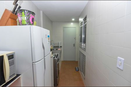 Apartamento para alugar com 75m², 3 quartos e 1 vagaÁrea de Serviço