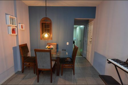 Apartamento para alugar com 75m², 3 quartos e 1 vagaSala