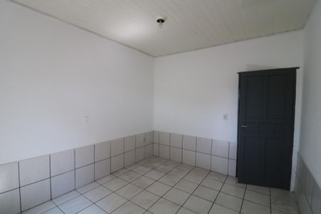 Sala/Quarto de casa para alugar com 1 quarto, 30m² em Vila California, São Paulo