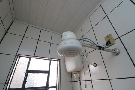 Banheiro de casa para alugar com 1 quarto, 30m² em Vila California, São Paulo