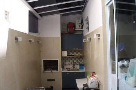 Apartamento para alugar com 120m², 3 quartos e 1 vagaÁrea de Serviço