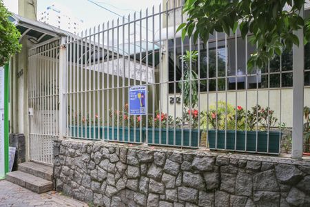 Apartamento para alugar com 120m², 3 quartos e 1 vagaFachada