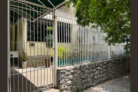 Apartamento para alugar com 120m², 3 quartos e 1 vaga Apartamento para alugar com 120m², 3 quartos e 1 vagaFachada do Prédio