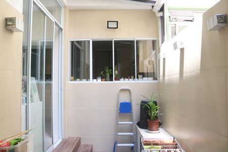 Apartamento para alugar com 120m², 3 quartos e 1 vagaÁrea de Serviço