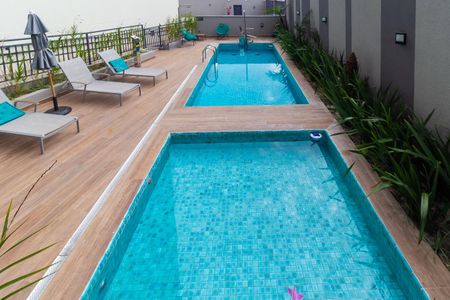 Apartamento para alugar com 38m², 2 quartos e sem vaga Apartamento para alugar com 38m², 2 quartos e sem vagaÁrea comum - Piscina