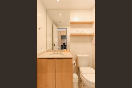 Studio para alugar com 29m², 1 quarto e sem vaga Studio para alugar com 29m², 1 quarto e sem vagaBanheiro