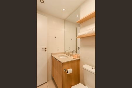 Studio para alugar com 29m², 1 quarto e sem vaga Studio para alugar com 29m², 1 quarto e sem vagaBanheiro