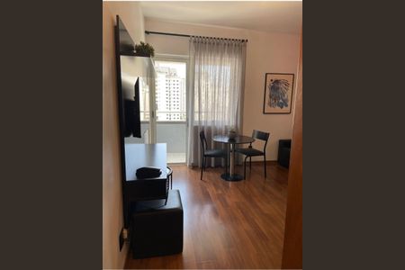Apartamento à venda com 36m², 1 quarto e sem vagaFoto 02
