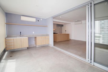 Apartamento para alugar com 3 quartos, 125m² em Jardim Paulistano, São Paulo