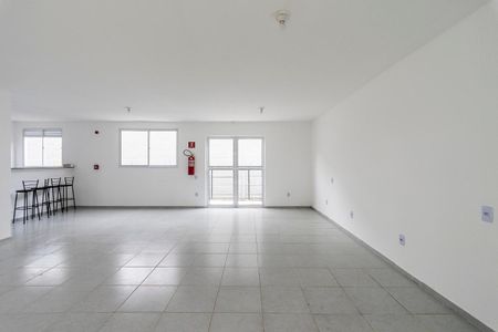 Apartamento à venda com 32m², 2 quartos e sem vagaÁrea comum