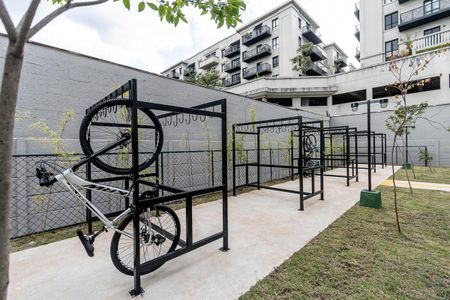 Apartamento à venda com 32m², 2 quartos e sem vagaÁrea comum