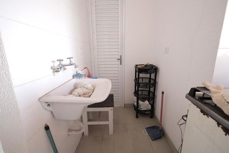 Apartamento para alugar com 110m², 2 quartos e 2 vagas Apartamento para alugar com 110m², 2 quartos e 2 vagasÁrea de Serviço